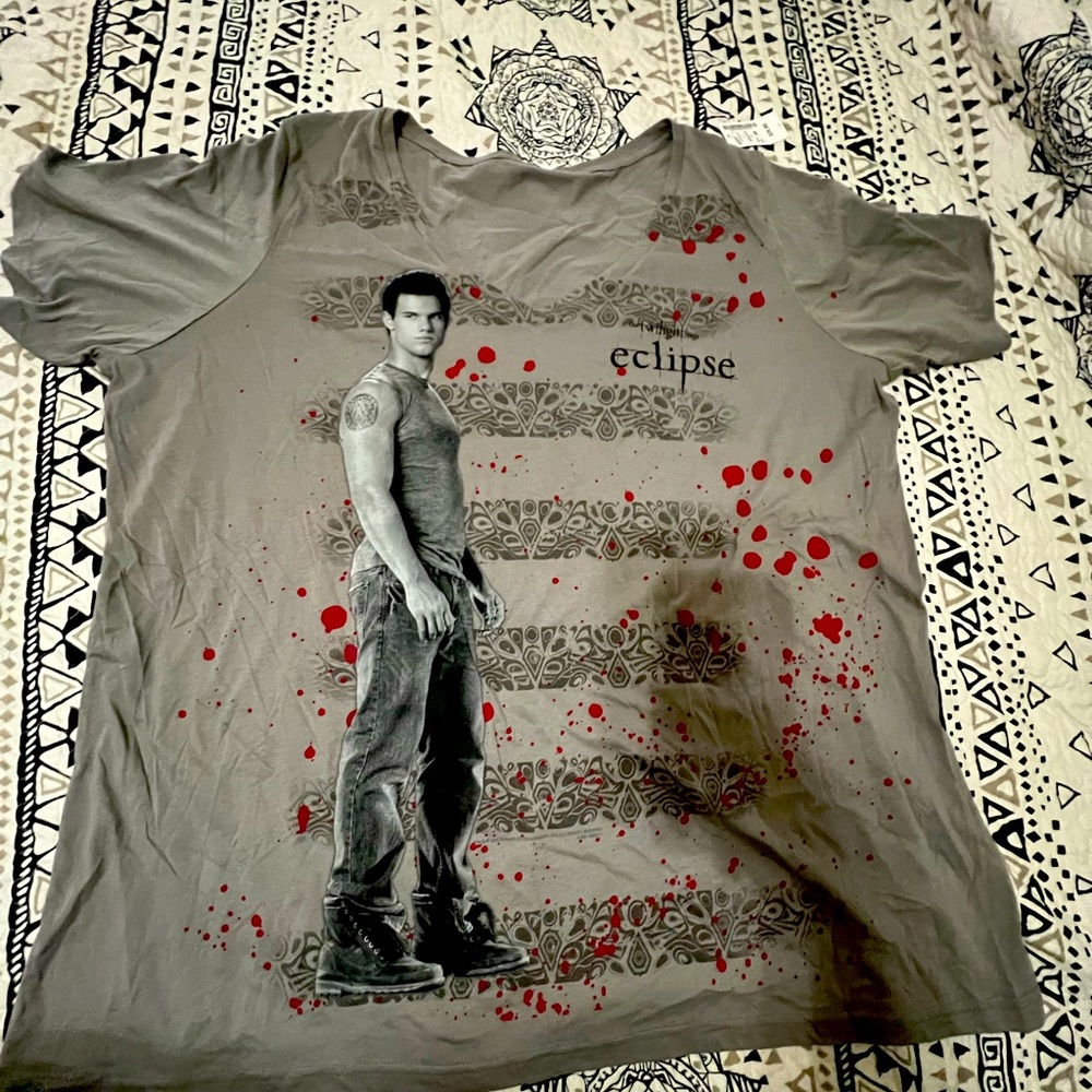 Twilight Saga Eclipse Jacob NWT